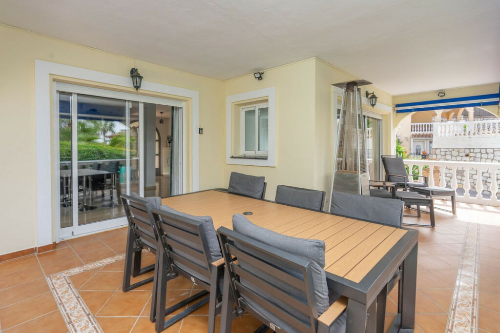 Detached Villa Benalmadena Málaga - image 31