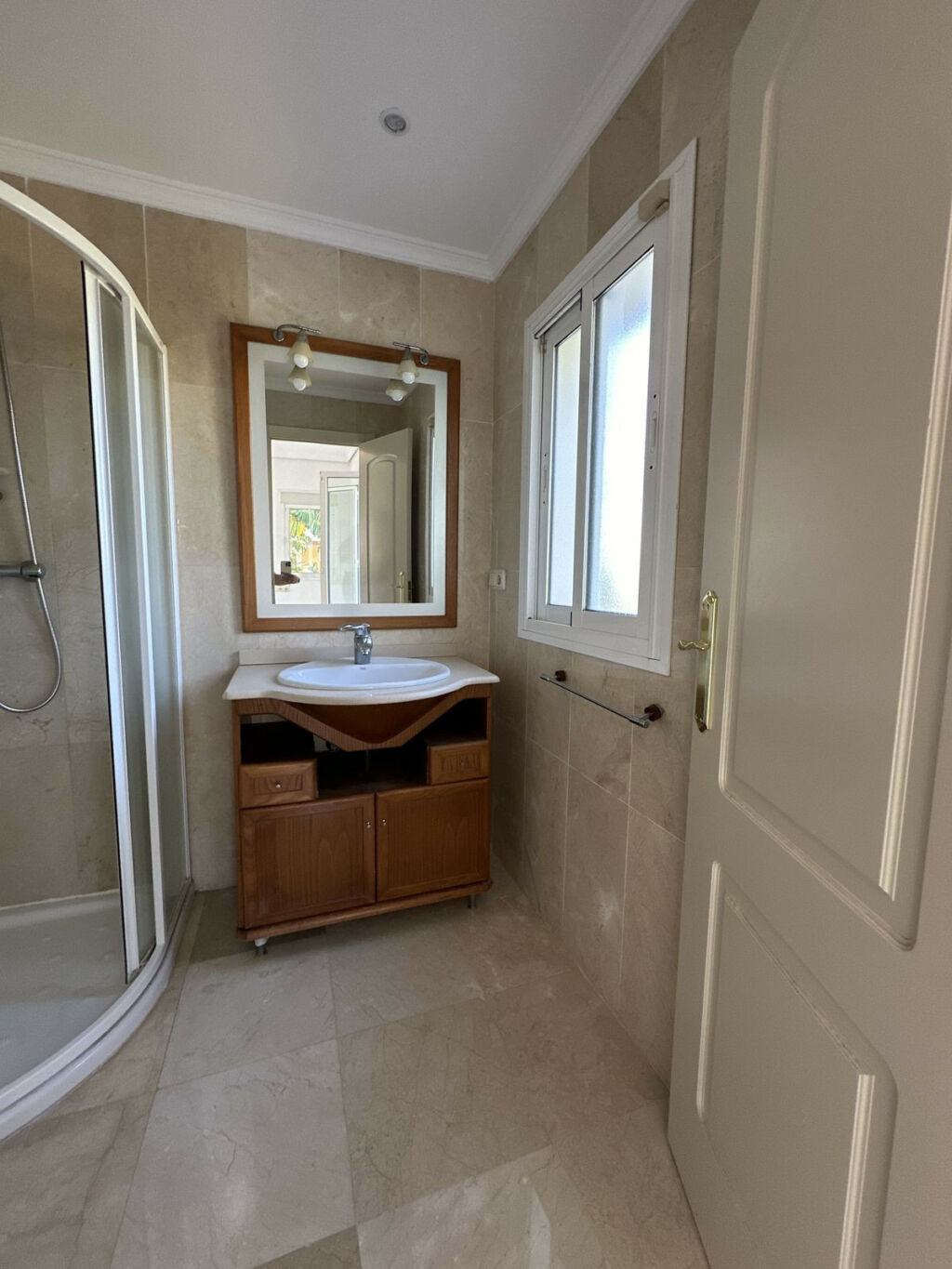 Detached Villa Elviria Málaga - image 31