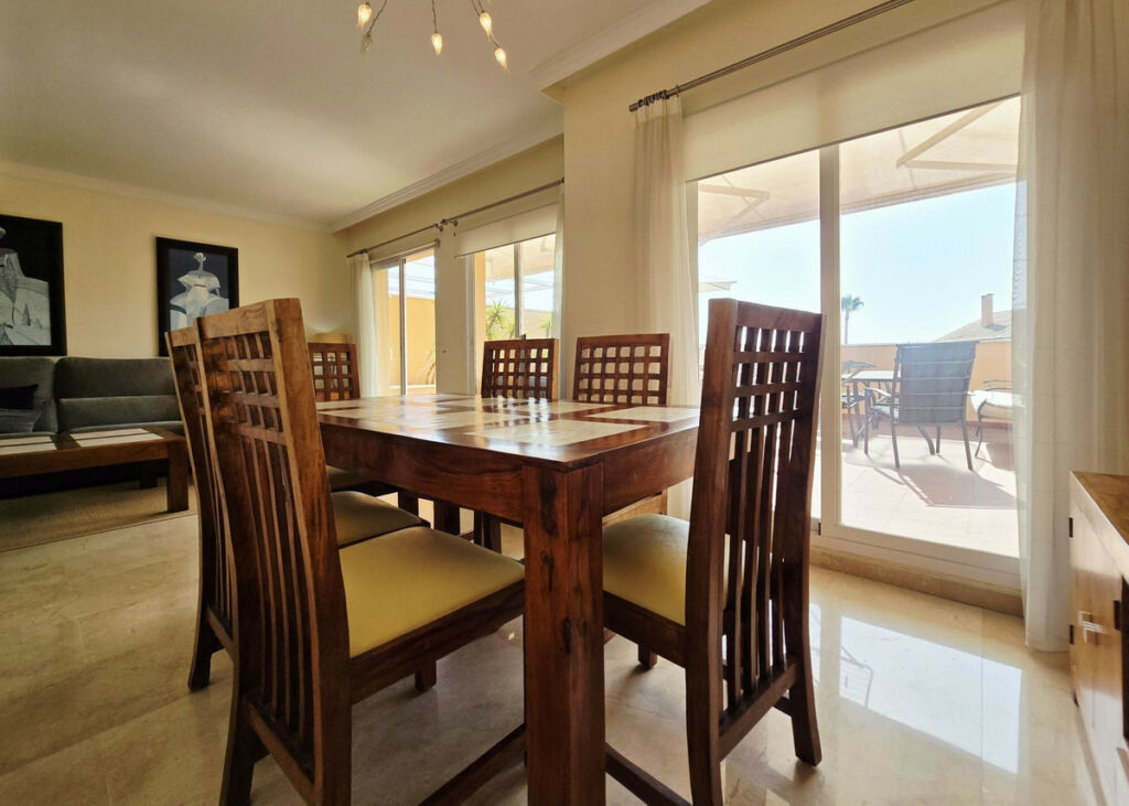 Penthouse Elviria Málaga - image 31