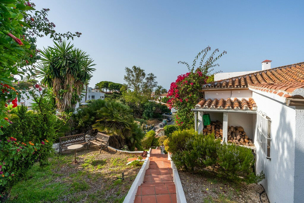 Detached Villa El Faro Málaga - image 31