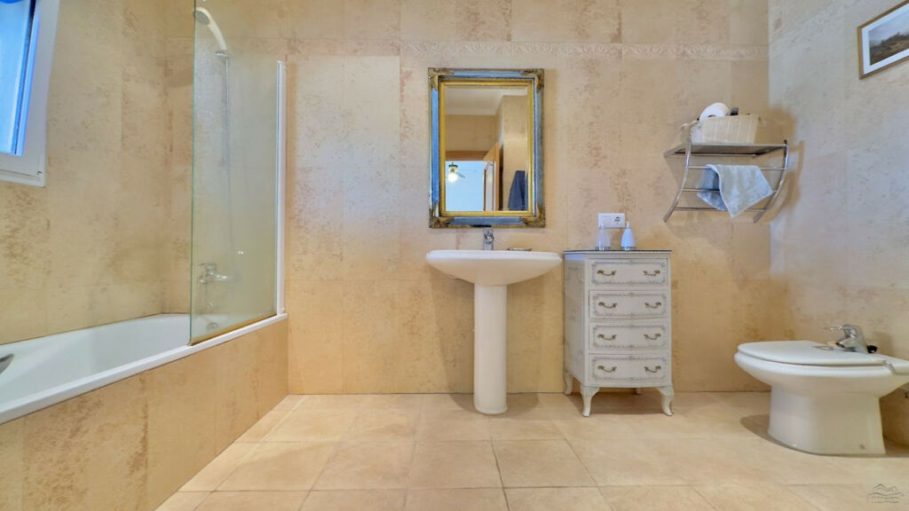 Detached Villa Javea Alicante - image 31