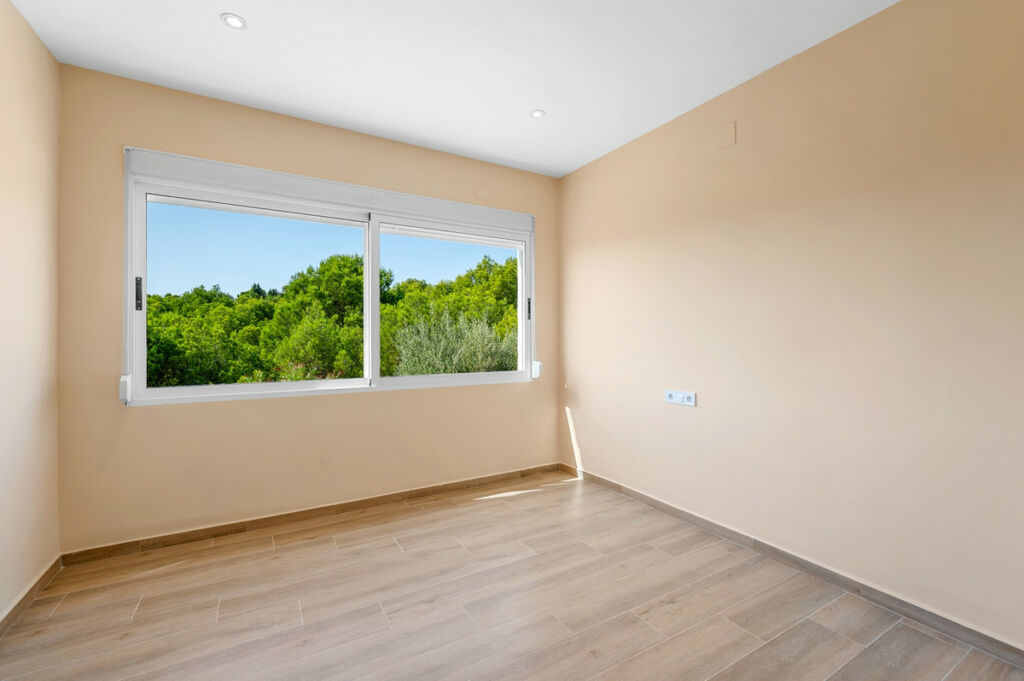 Detached Villa La Nucia Alicante - image 31