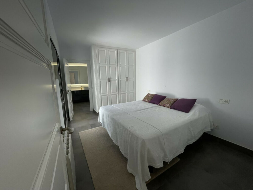 Detached Villa San Pedro de Alcántara Málaga - image 32