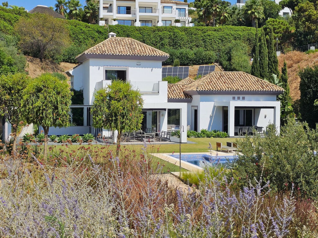 Detached Villa Benahavís Málaga - image 33