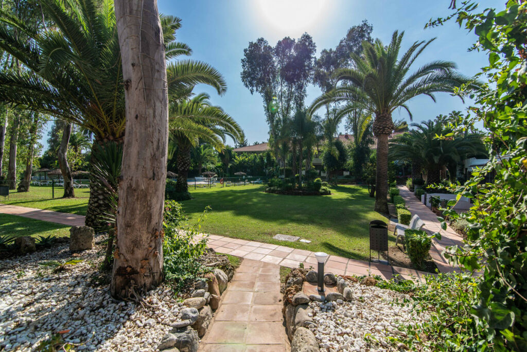 Middle Floor Apartment Puerto Banús Málaga - image 31