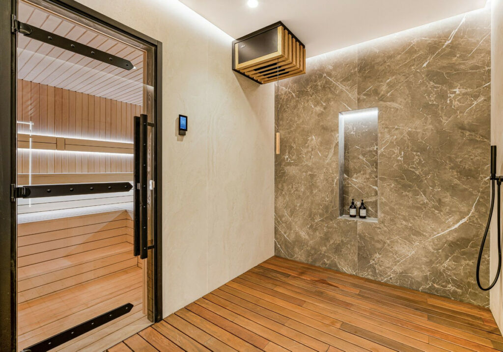 Detached Villa The Golden Mile Málaga - image 32