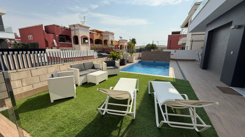 Detached Villa Orihuela Alicante - image 3