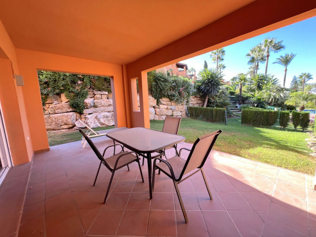 Townhouse Benahavís Málaga - image 32