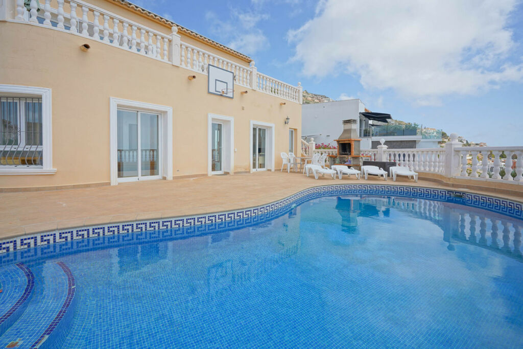 Detached Villa Benitachell Alicante - image 32