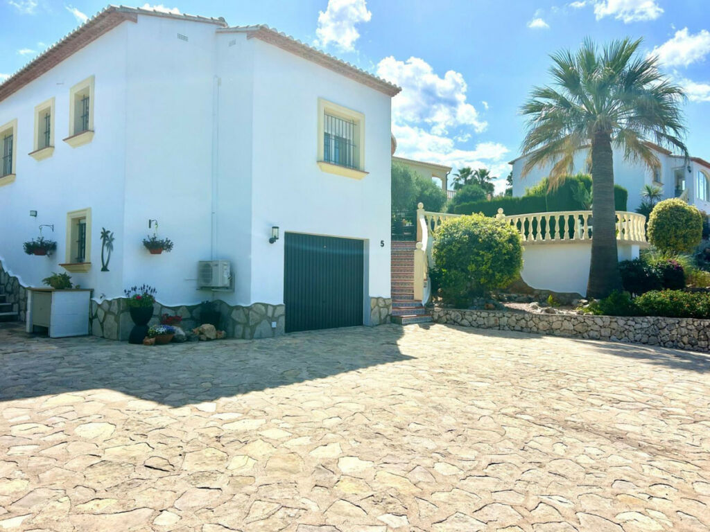 Detached Villa Rafol de Almunia Alicante - image 32
