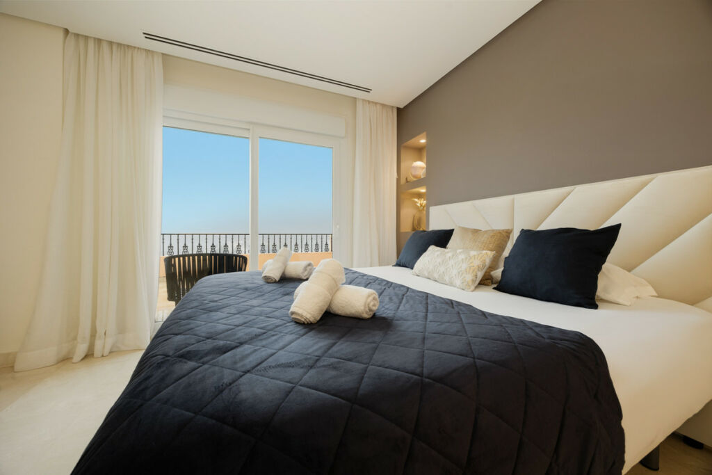 Penthouse Duplex Nueva Andalucía Málaga - image 32
