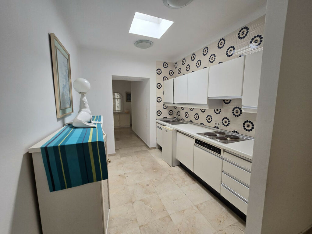 Detached Villa Marbella Málaga - image 32