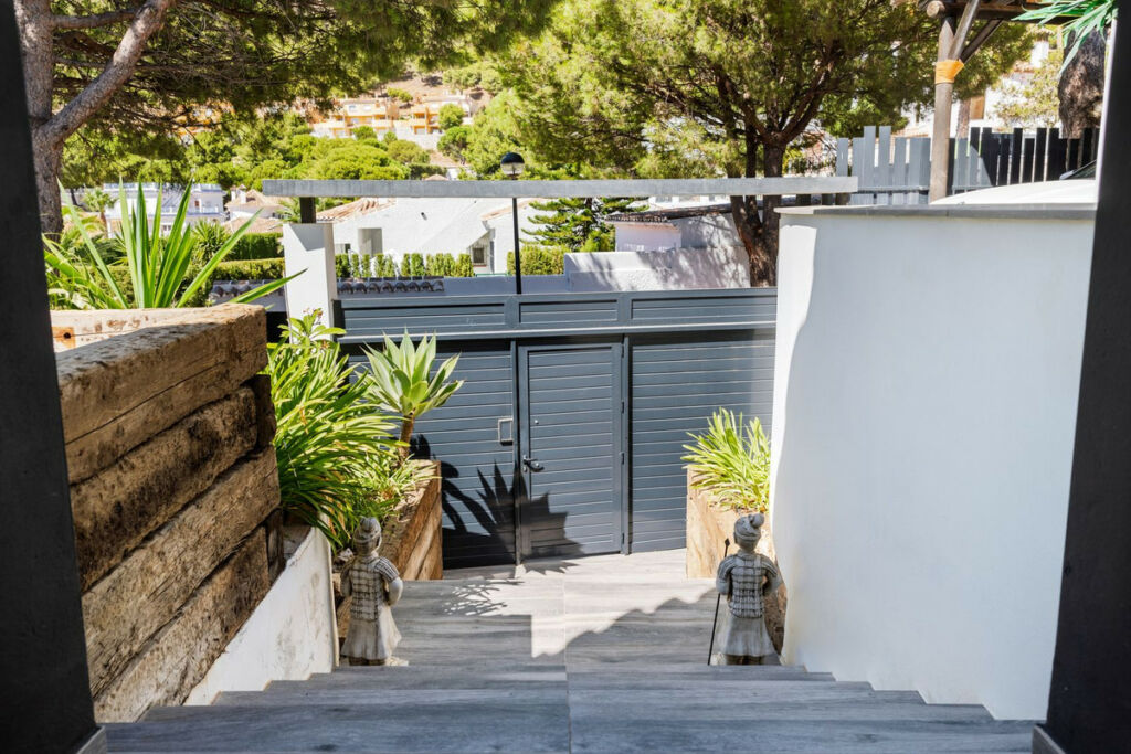 Detached Villa Mijas Costa Málaga - image 32