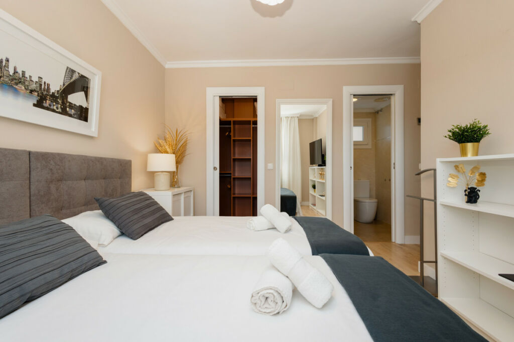 Middle Floor Apartment Málaga Centro Málaga - image 32