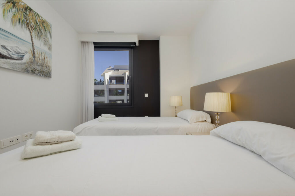 Middle Floor Apartment Carib Playa Málaga - image 32