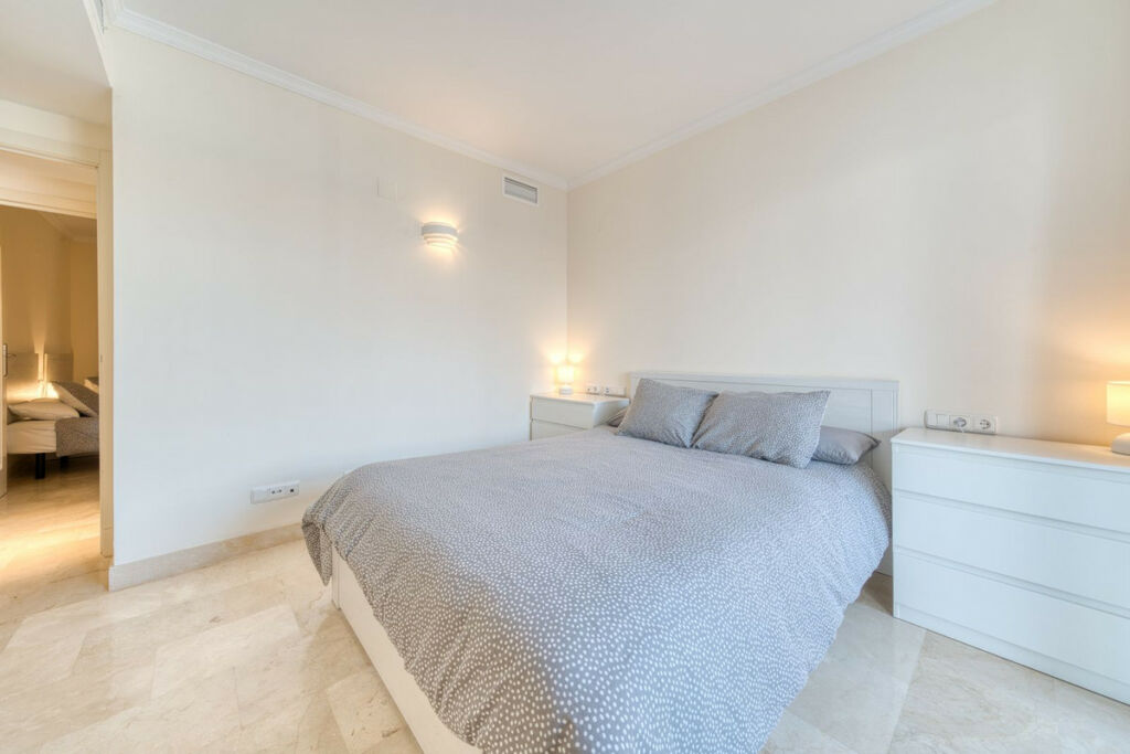 Ground Floor Apartment Calahonda Málaga - image 32