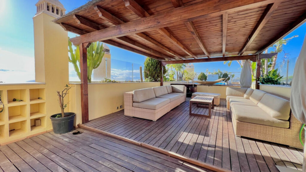 Penthouse Duplex Sierra Blanca Málaga - image 32