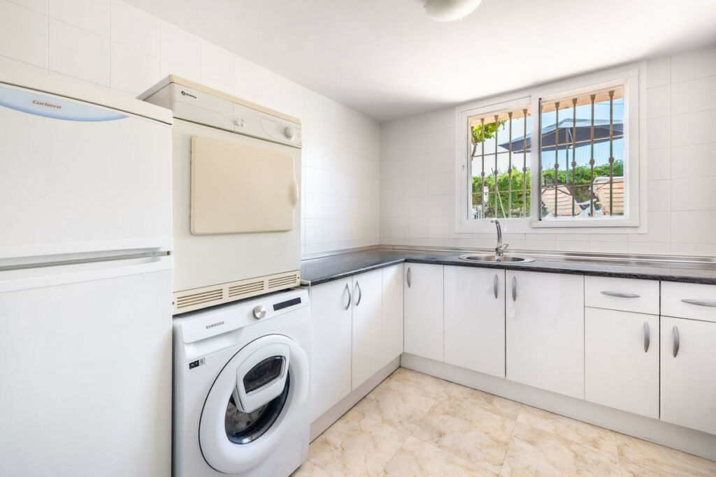 Detached Villa Coín Málaga - image 32