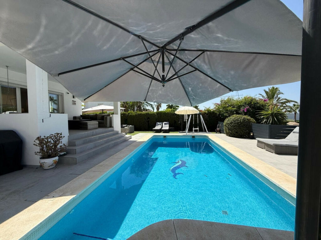 Detached Villa Marbesa Málaga - image 30