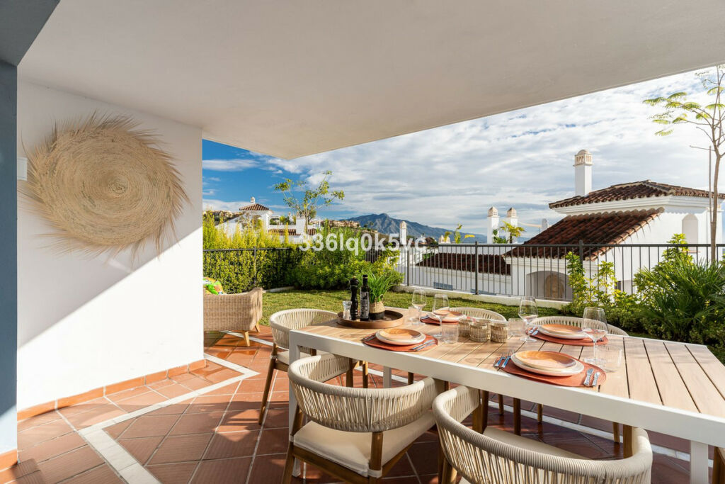 Ground Floor Apartment Benahavís Málaga - image 32