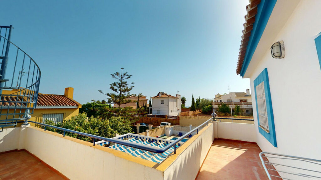 Detached Villa Chilches Málaga - image 32