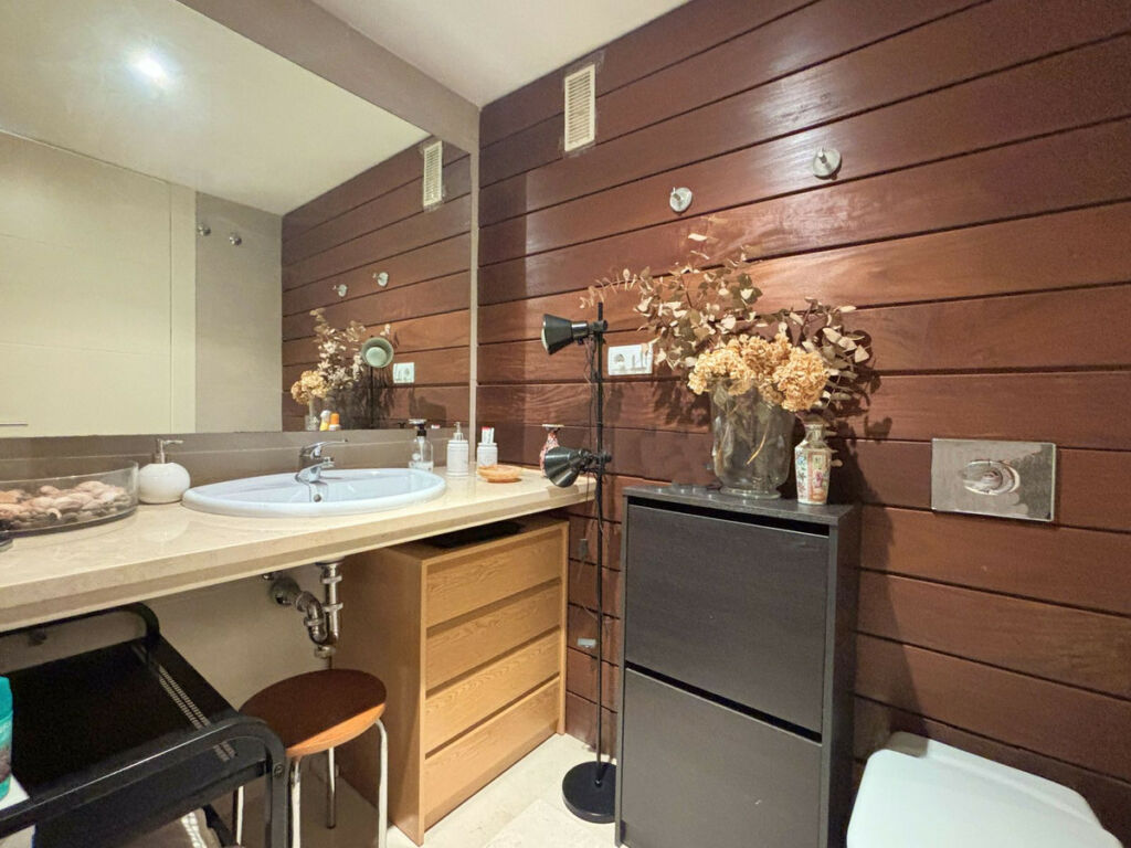 Penthouse La Duquesa Málaga - image 32