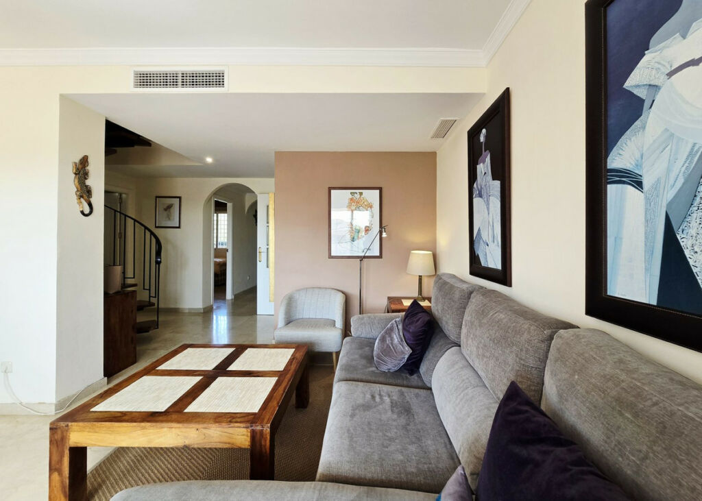 Penthouse Elviria Málaga - image 32