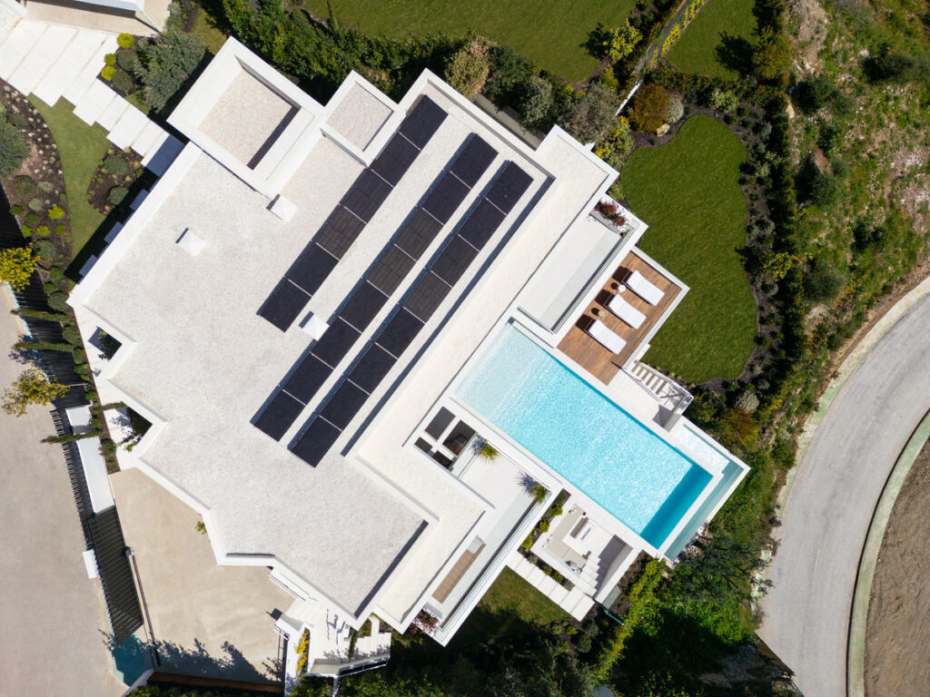 Detached Villa Benahavís Málaga - image 32