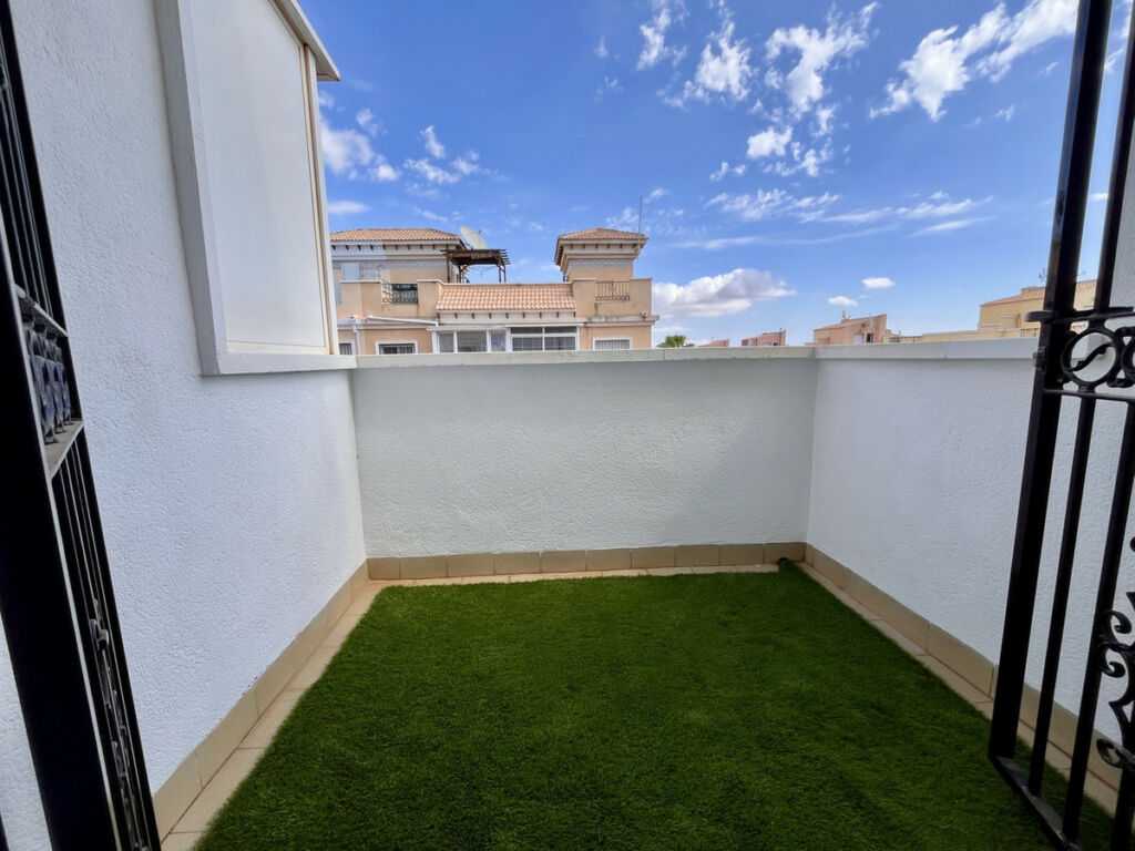 Townhouse La Zenia Alicante - image 32