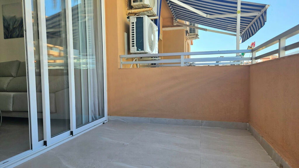 Middle Floor Apartment Fuengirola Málaga - image 32
