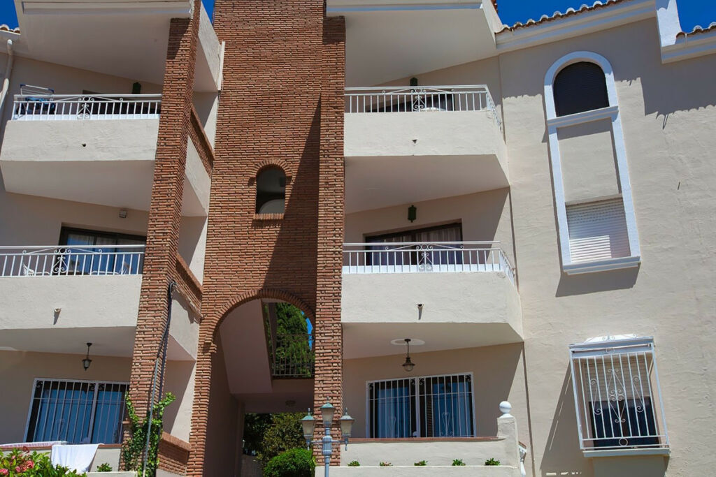 Middle Floor Apartment Mijas Costa Málaga - image 32