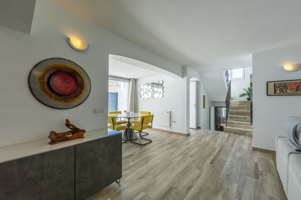 Detached Villa Estepona Málaga - image 33