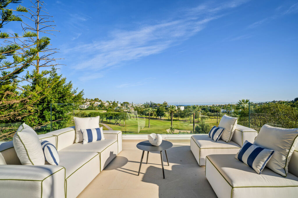 Detached Villa Nueva Andalucía Málaga - image 33