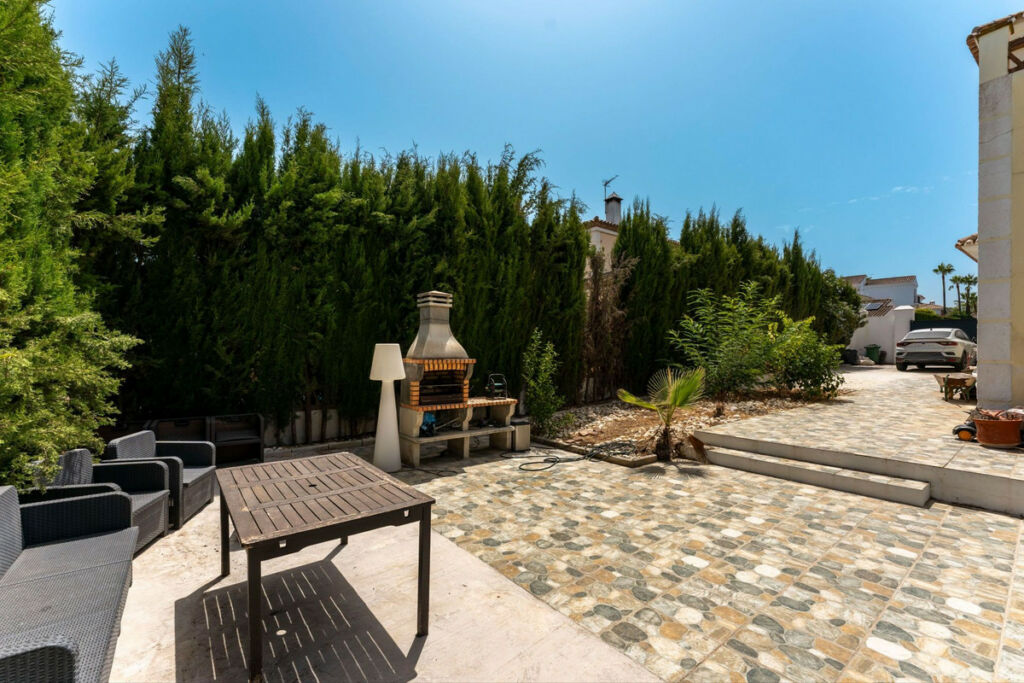 Detached Villa Coín Málaga - image 32