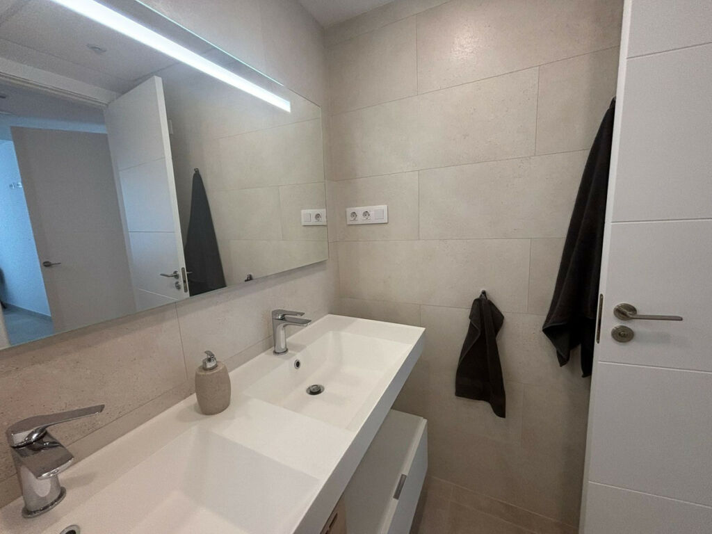 Middle Floor Apartment Fuengirola Málaga - image 31