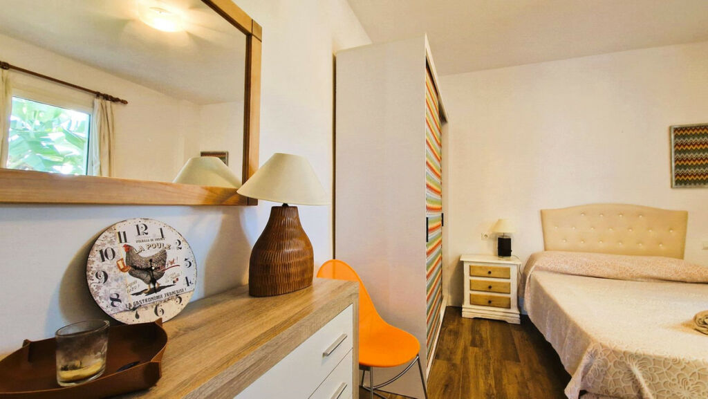 Ground Floor Apartment Selwo Málaga - image 32