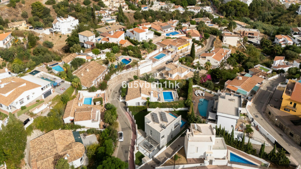 Detached Villa Torreblanca Málaga - image 33