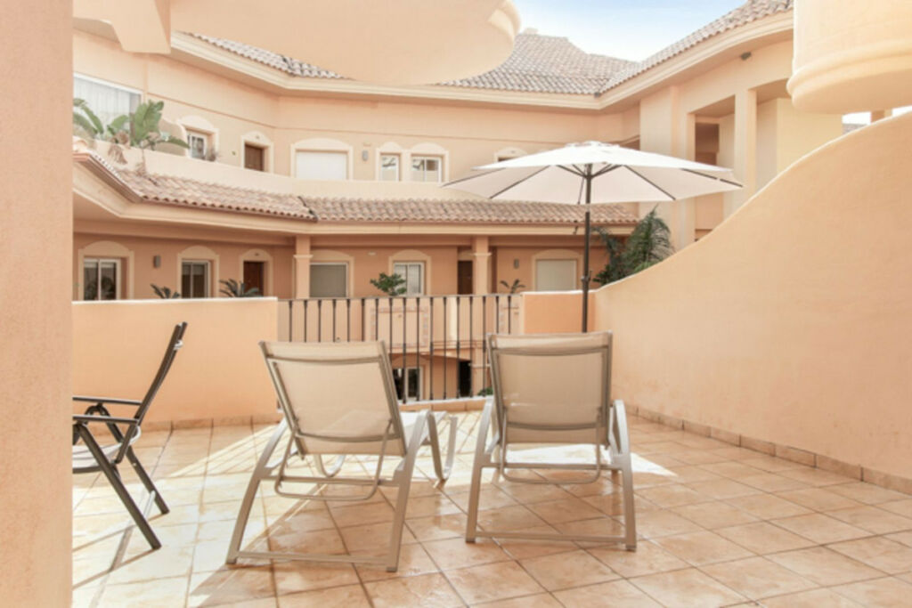 Ground Floor Apartment Aloha Málaga - image 33