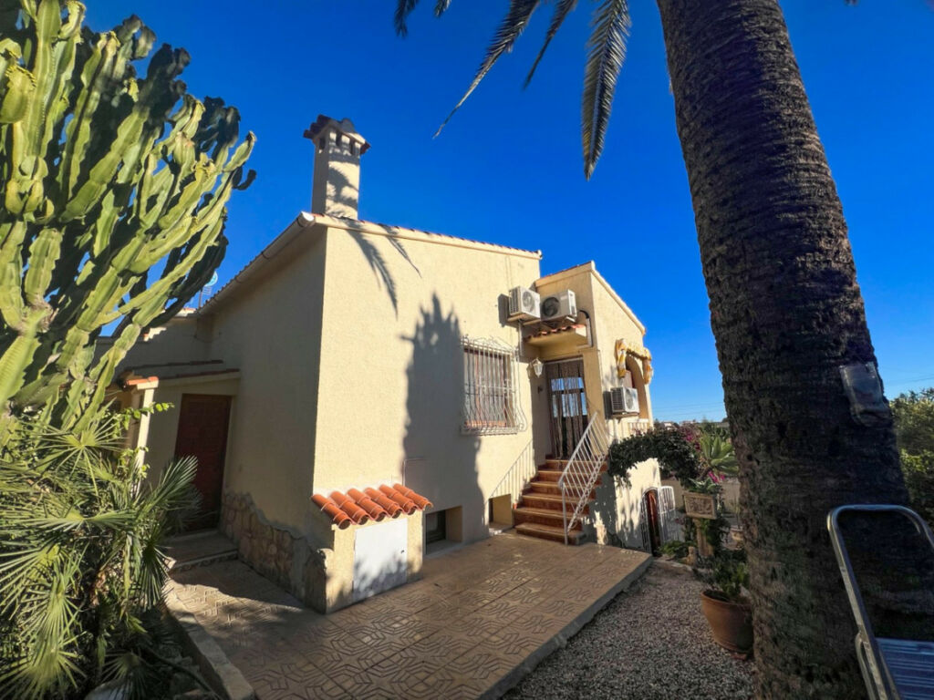 Detached Villa Calpe Alicante - image 33