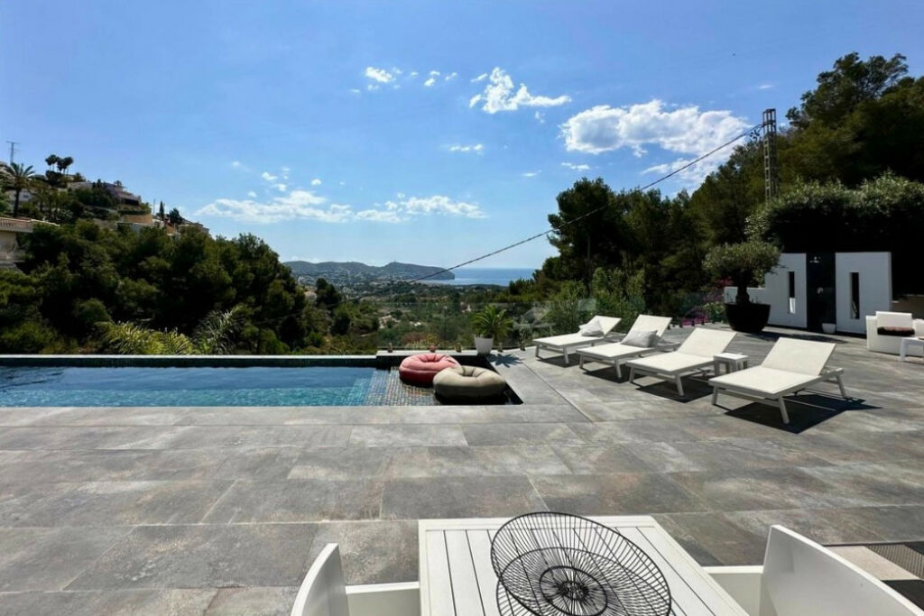 Detached Villa Moraira Alicante - image 33
