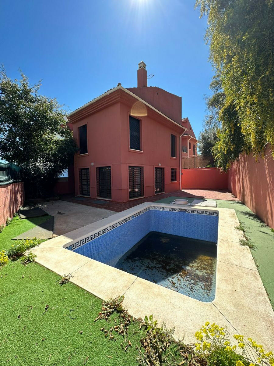 Detached Villa Benalmadena Málaga - image 35