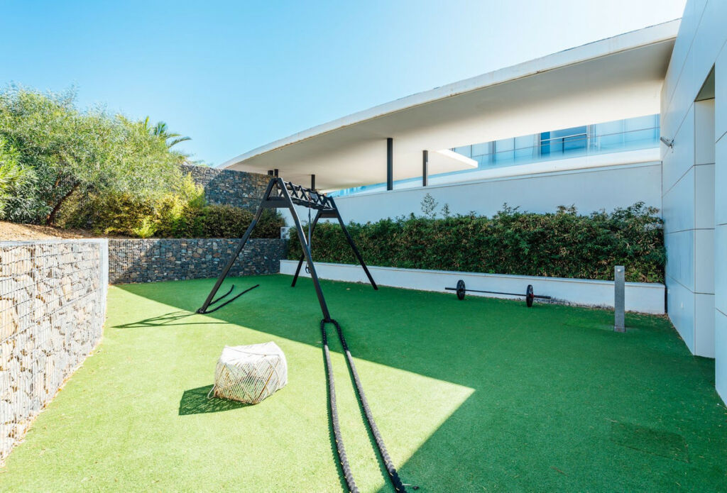 Ground Floor Apartment Estepona Málaga - image 33