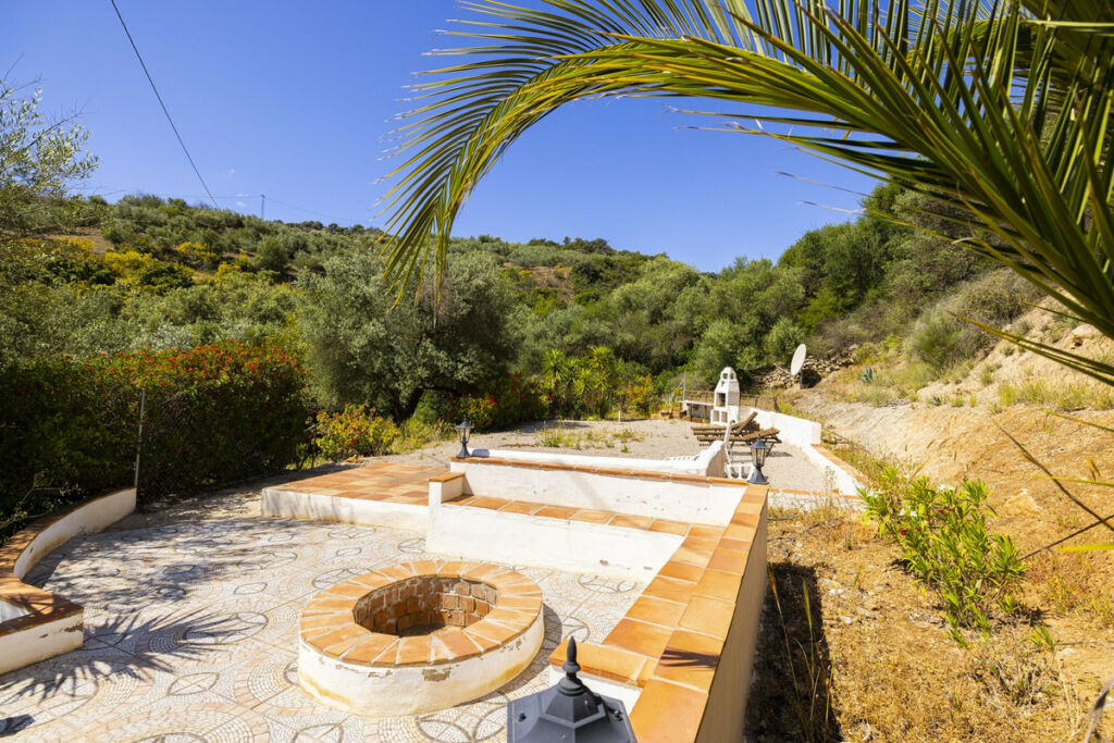 Detached Villa Comares Málaga - image 33