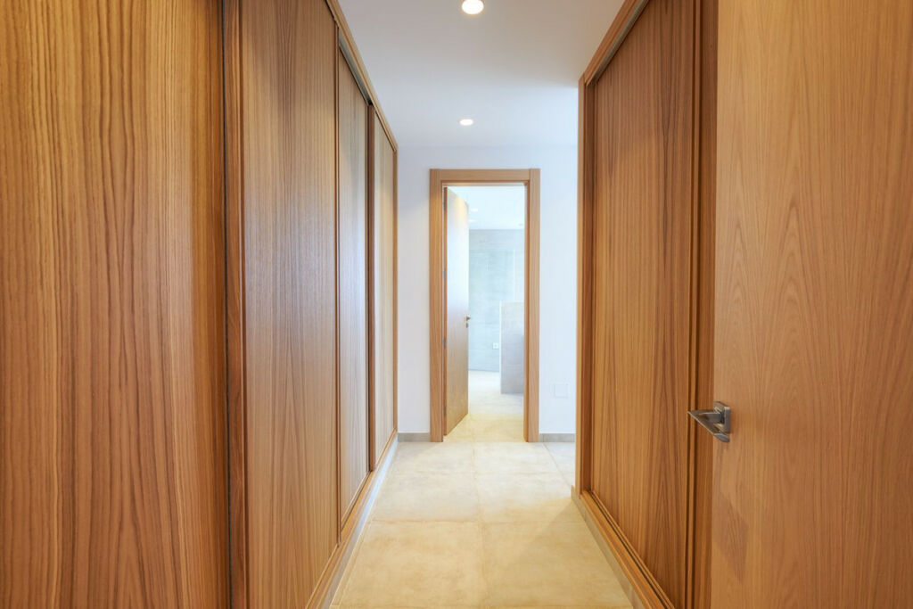 Detached Villa Estepona Málaga - image 33