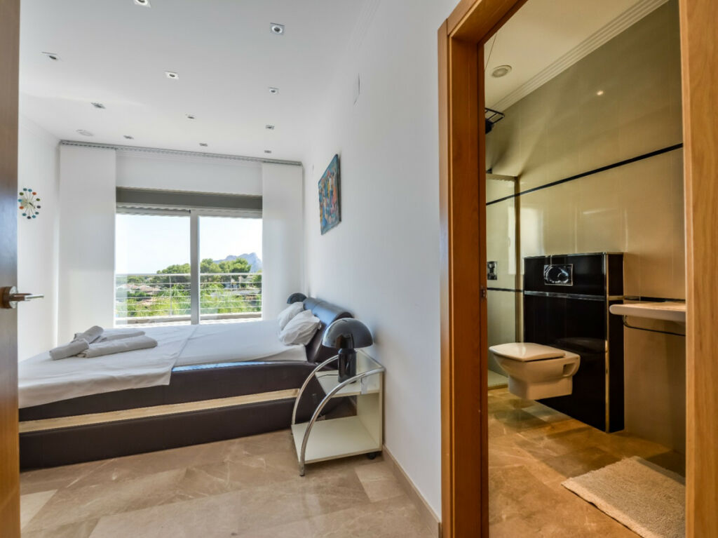 Detached Villa La Fustera Alicante - image 33