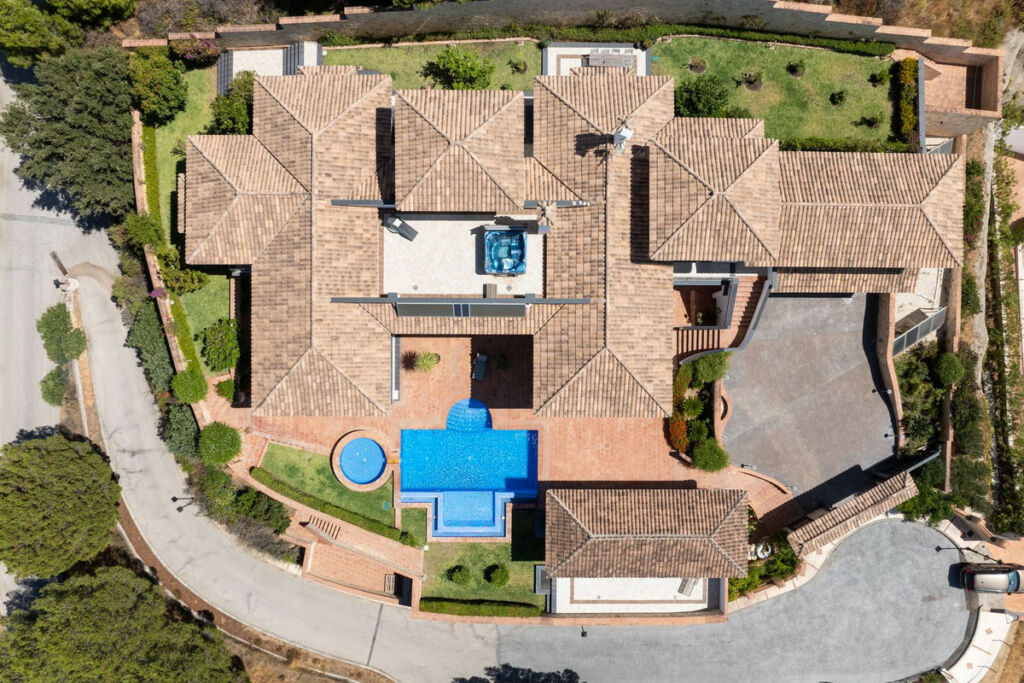 Detached Villa Mijas Málaga - image 33