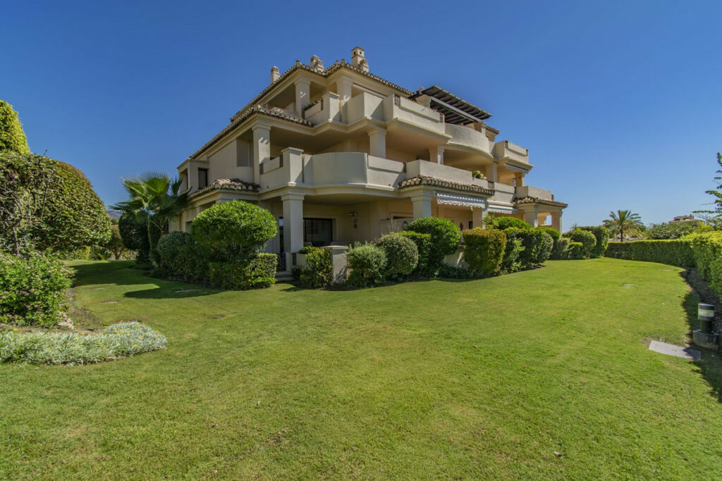 Ground Floor Apartment Benahavís Málaga - image 33
