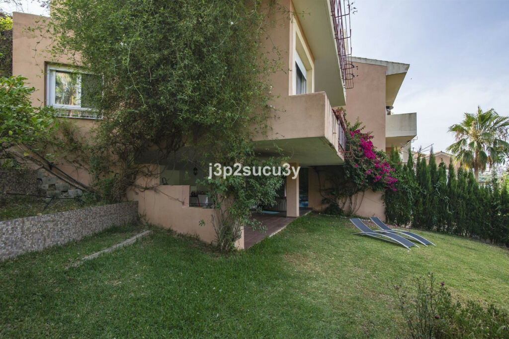 Semi-Detached House Estepona Málaga - image 33