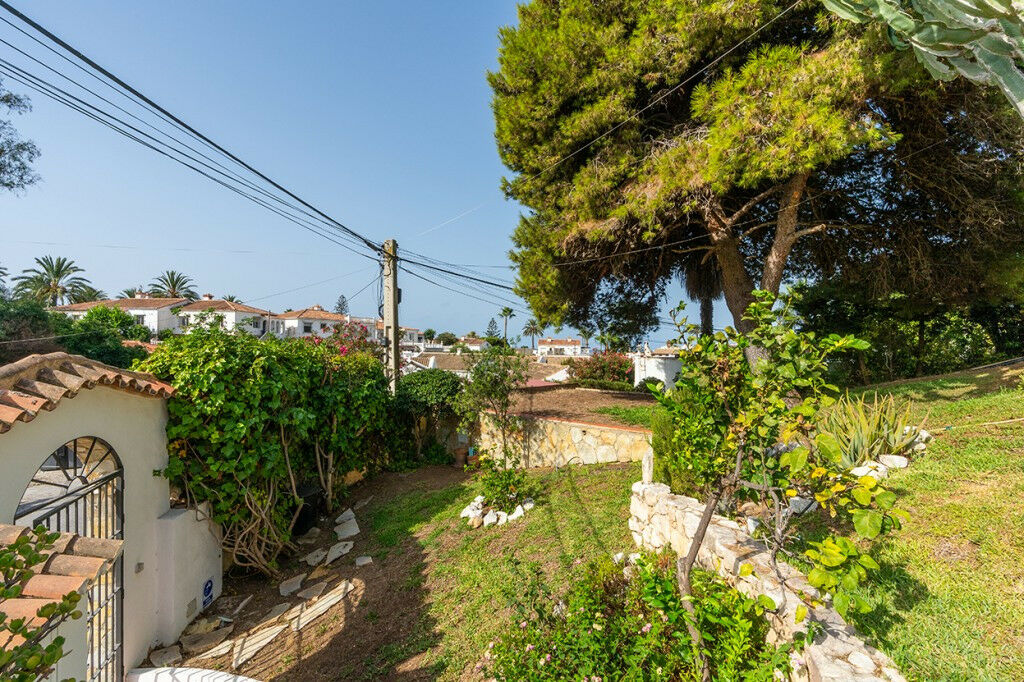 Detached Villa El Faro Málaga - image 33
