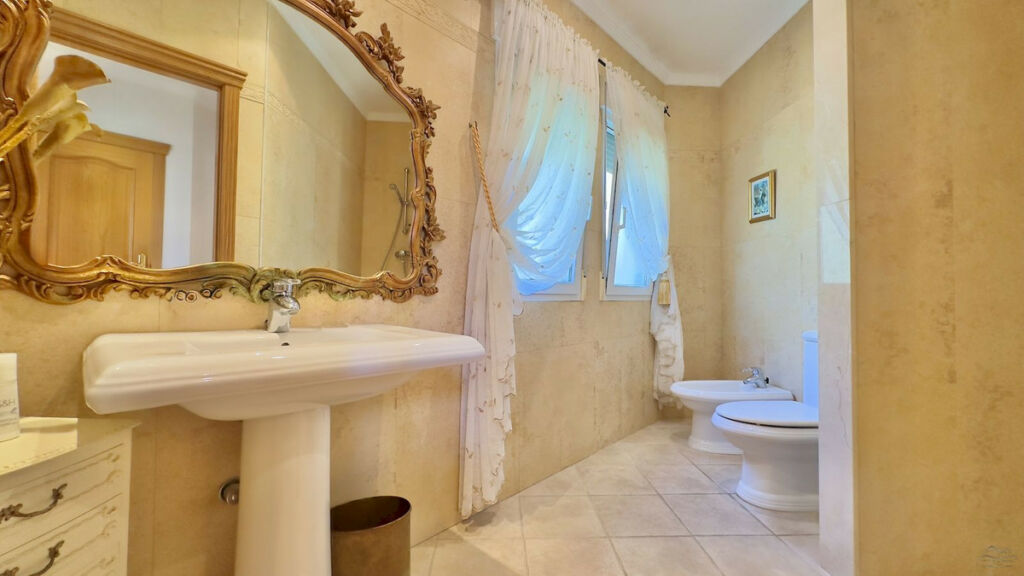 Detached Villa Javea Alicante - image 33